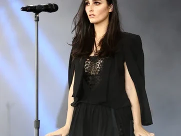 Bank Branches Shrinking: Layoffs and FBI Stings